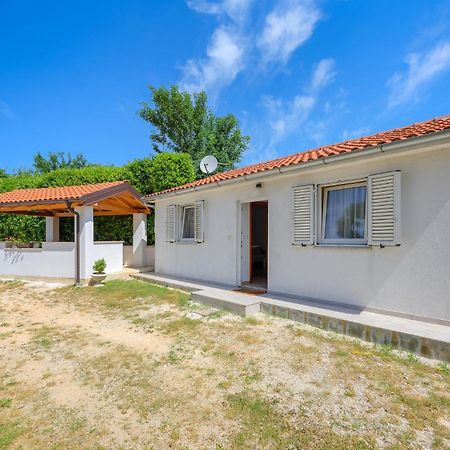 Awesome Home In Zminj With Wifi Exterior photo